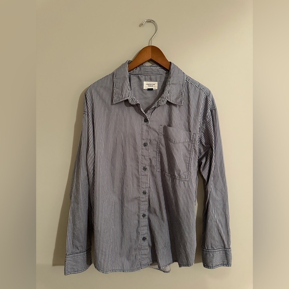 NWOT American Eagle Cotton Button-Up Striped Long Sleeve Blue White Medium - Picture 1 of 9